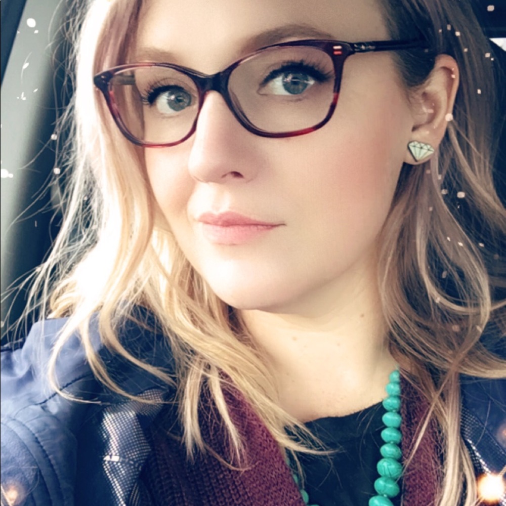 Meet your Posher, Anna